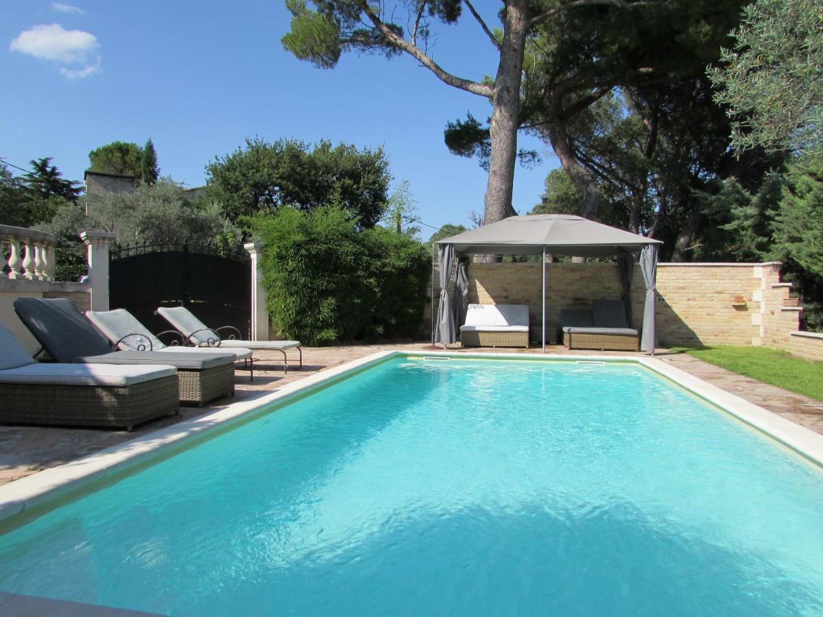 Villa Bacchus, Provence Les Angles (Gard) Exterior foto